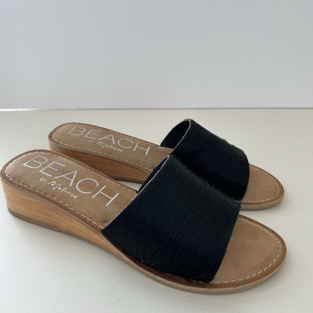 Beach by Matisse Tiki Slides Women 9 Black Cow Fur Leather Wedge Sandals